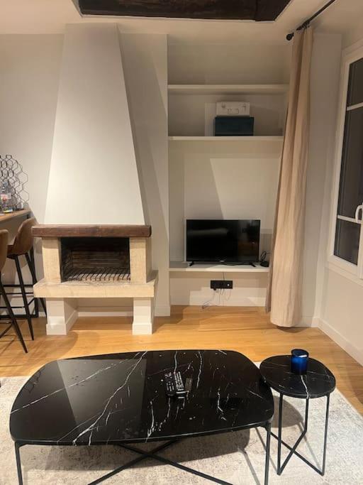 Magnifique Le Marais Apartment Paris